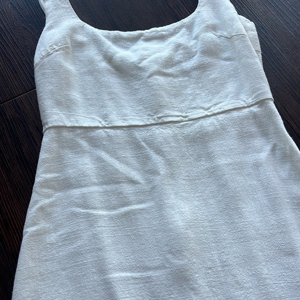 Linen Dress - Picture 2 of 4
